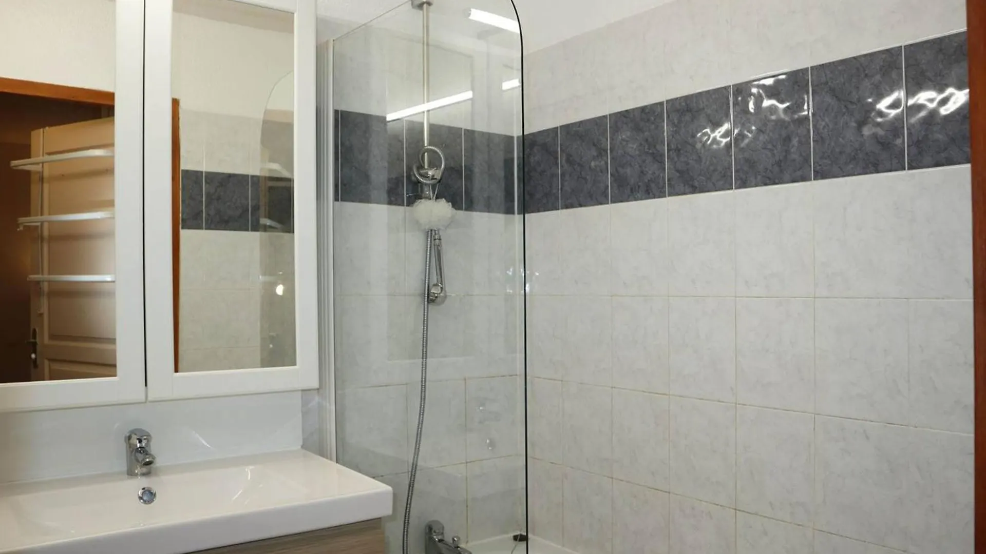 아파트 Appartement Charmant Avec Piscine, Sauna, Et Acces Skis Aux Pieds - 6 Personnes, Les Orres 1800 - Fr-1-322-446